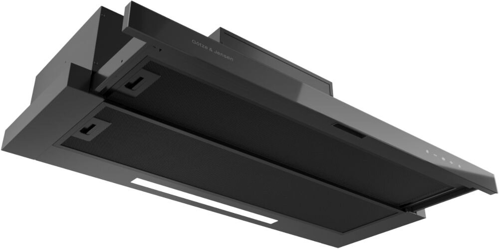 Czarny okap kuchenny z widocznym logo \'GOTZE & JENSEN\' na górnej części. Posiada prostokątny kształt z panelem sterowania i oświetleniem LED na spodzie.