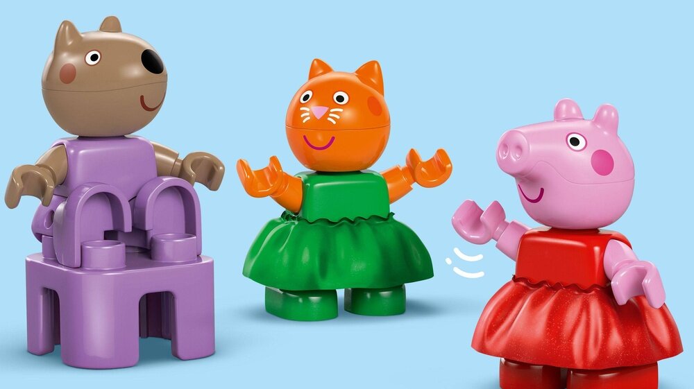 LEGO 10453 DUPLO Peppa Pig Wesołe miasteczko trzy figurki LEGO DUPLO: Świnkę Peppę, Psa Danny’ego i Kotkę Candy 28 cm wysokości, 20 cm szerokości i 14 cm głębokości
