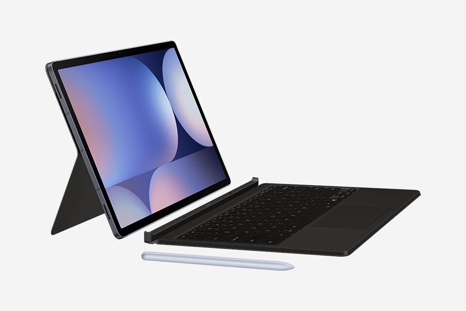 czarne etui Book Cover z klawiaturą