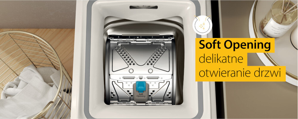 PRALKA WHIRLPOOL TDLR 6261BS wizualizacja otwarta widok od góry wnętrze bęben kosz na pranie obok Delikatne otwieranie drzwi automatyczne Soft Opening wygodne bezpieczne