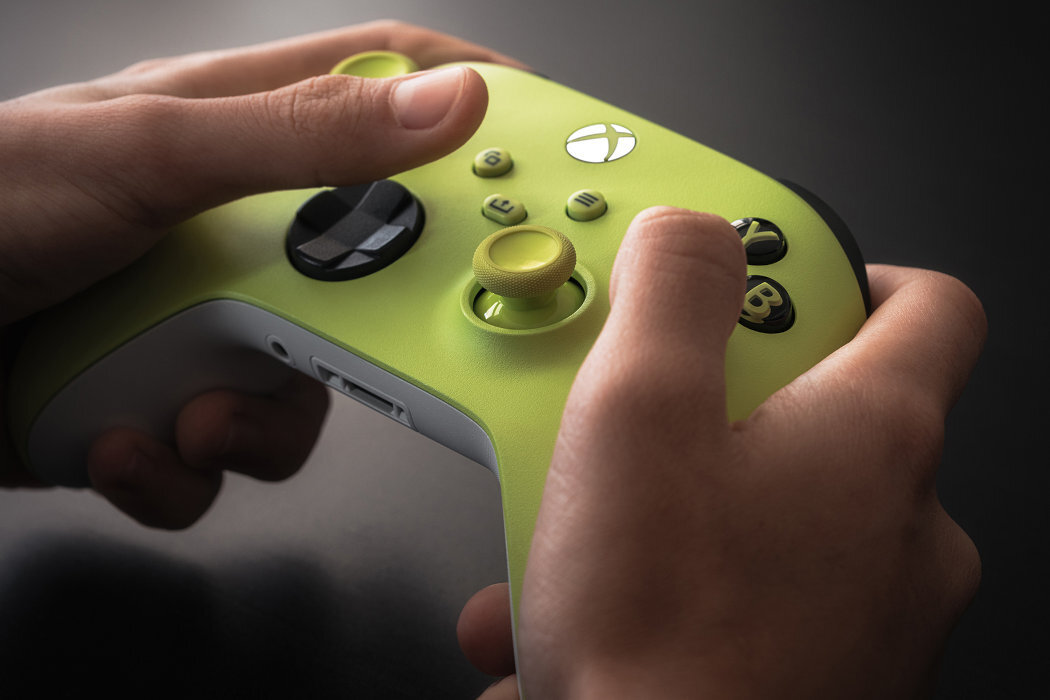 Kontroler MICROSOFT XBOX Series X Elektryzująca zieleń kolor bezprzewodowy projekt