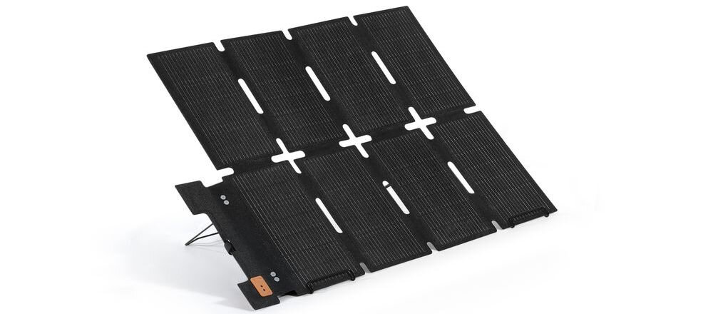 PANEL FOTOWOLTAICZNY DJI POWER 100W, napięcie, technologia, temperatura, energia, na białym tle panel fotowoltaiczny w pełni rozstawiony, frontem lewo skos