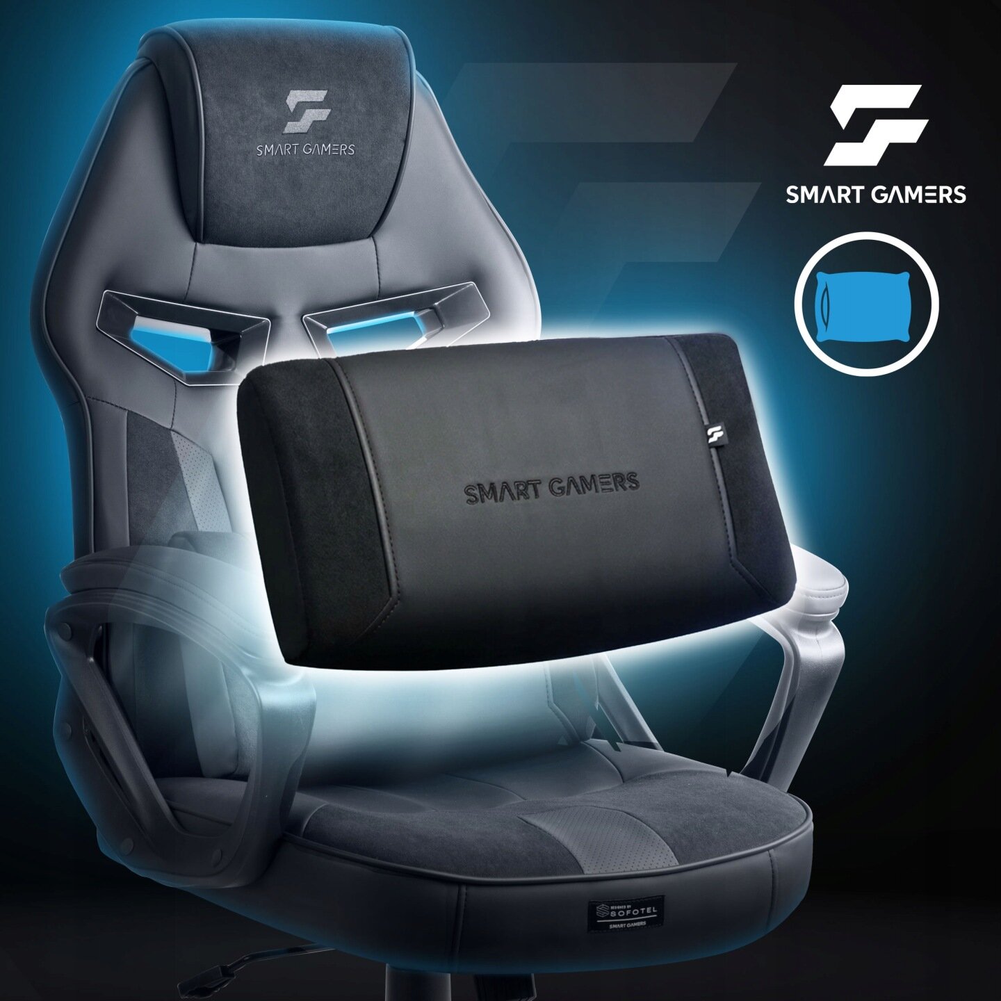 Czarny fotel gamingowy z napisem \'SMART GAMERS\' na zagłówku i poduszce lędźwiowej. Logo \'SMART GAMERS\' widoczne w prawym górnym rogu.