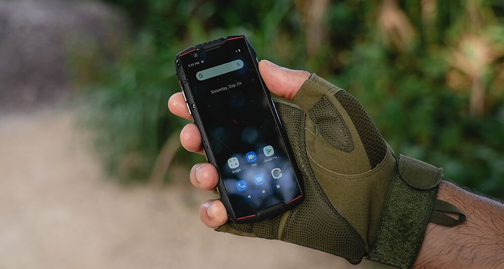 Smartfon CUBOT King Kong Mini 3    ekran bateria aparat procesor ram pamięć pojemność rozdzielczość zdjęcia filmy opis dane cechy blokady system łączność wifi bluetooth obudowa szkło odporność porty muzyka transfer sieć przekątna matryca waga czujniki oled amoled ips