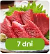 Na obrazie widoczne są kawałki czerwonego mięsa ułożone na talerzu, ozdobione zielonymi liśćmi. Na dole znajduje się zielony napis \'7 dni\'.