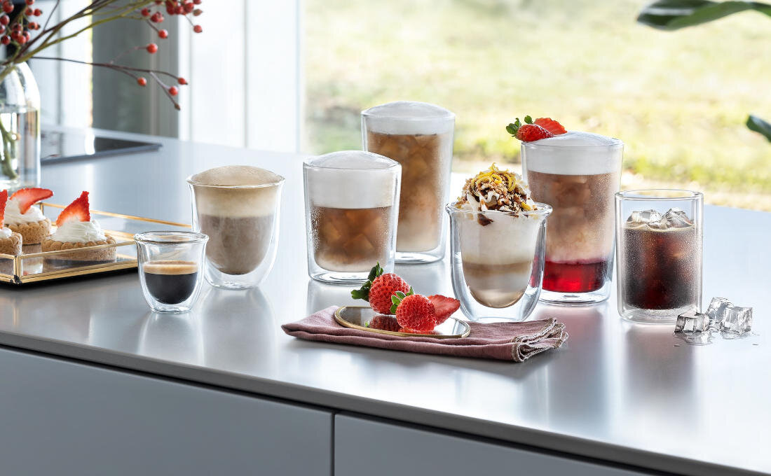 Ekspres DELONGHI Eletta Explore ECAM450.65.S roznorodnosc aromat kawa wybor ponad 50 napojow gorce zimne na wynos