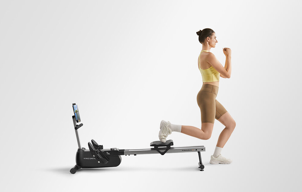 Wioślarz magnetyczny KINGSMITH Classic RW001 zdjęcie lifestyle Stabilna stalowa rama Rama wykonana ze stali węglowej Konstrukcja o wadze 17 kg maksymalna waga 