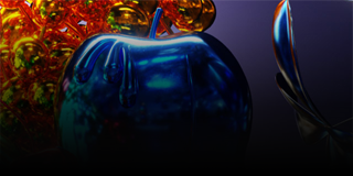 Obraz przedstawia błyszczące, niebieskie jabłko na tle abstrakcyjnych, złotych elementów. Po prawej stronie widoczny jest fragment metalicznego obiektu.