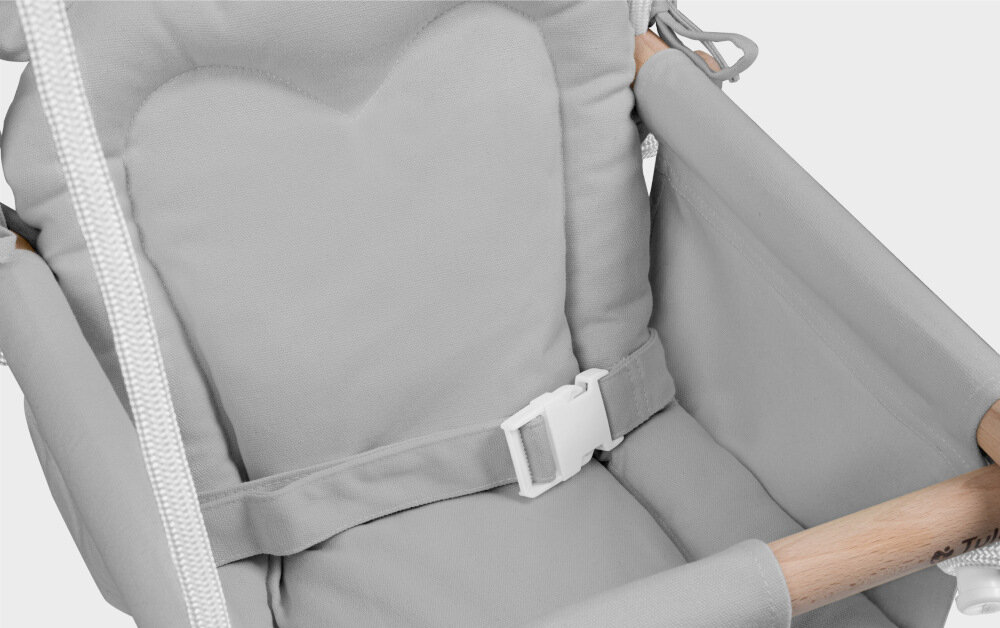 Huśtawka dla dzieci TULANO Hop 30 Szary Certyfikowane bezpieczeństwo z wysoką dbałością o bezpieczeństwo spełnia wymagania europejskich norm EN 71-1, EN 71-2, EN 71-3 oraz EN 71-8 rygorystyczne testy jakość trwałość konstrukcja odporność