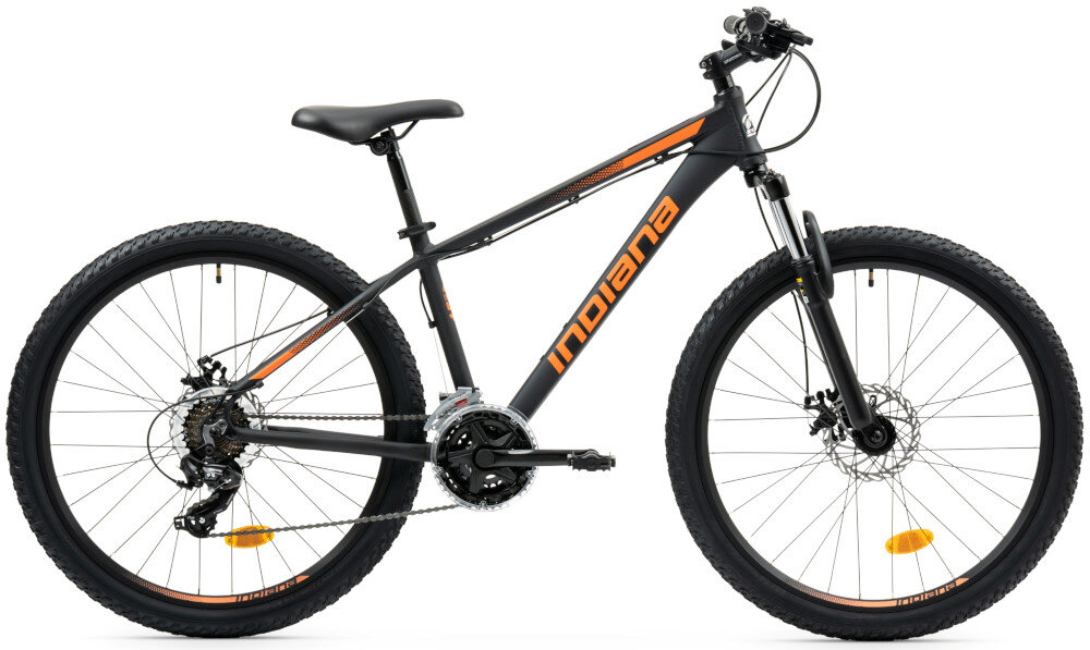 Rower górski MTB INDIANA X-Pulser 2.6 M15 26 cali męski Czarno-pomarańczowy rower na białym tle widoczny z boku pasja jazda na rowerze środek transportu