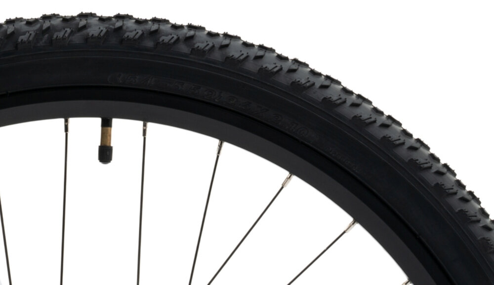 Rower górski MTB INDIANA X-Pulser 2.6 D15 26 cali damski Lazurowo-fioletowy zbliżenie na oponę widok z boku rozmiar koła 26 cali szybkie osiągnięcie docelowej prędkości jazdy łatwiej jest pokonać różne przeszkody szerokie opony marki WANDA z głębokim bieżnikiem stożkowe obręcze marki Runtobike zachowanie regularnego kształtu kół stabilne trzymanie opony bezpieczna i komfortowa jazda regularne sprawdzanie ciśnienia powietrza wartość na bocznej części opony