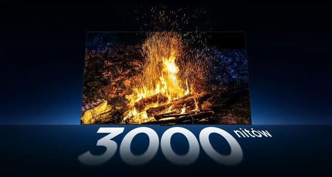 TCL 55C7L - urządzenie na ciemnym tle, pod spodem napis 3000 nitów