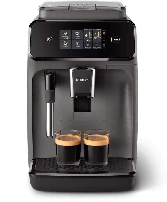 Ekspres do kawy w kolorze czarnym z wyświetlaczem dotykowym i logo PHILIPS. Na tacy ociekowej znajdują się dwa szklane kubki z kawą.