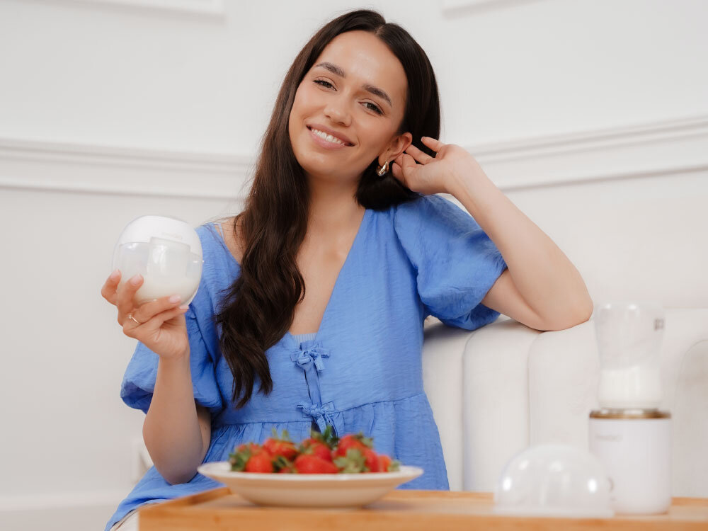 Laktator INNOGIO GIOmum Line Discreet Light GIO-359 Praktyczne podświetlenie łatwe sprawdzenie poziomu mleka