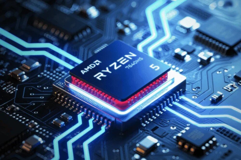 Obraz przedstawia procesor z napisem \'AMD RYZEN 7640HS 5\' umieszczony na płycie głównej z widocznymi niebieskimi ścieżkami przewodzącymi.