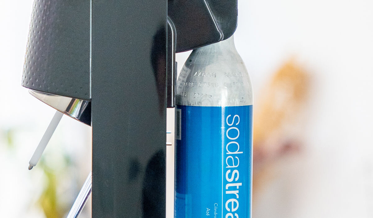 Nabój SODASTREAM CO2 - gaz spożywczy oryginalny z atestem 60 litrów mniej buelek bezpieczenstwo wygoda