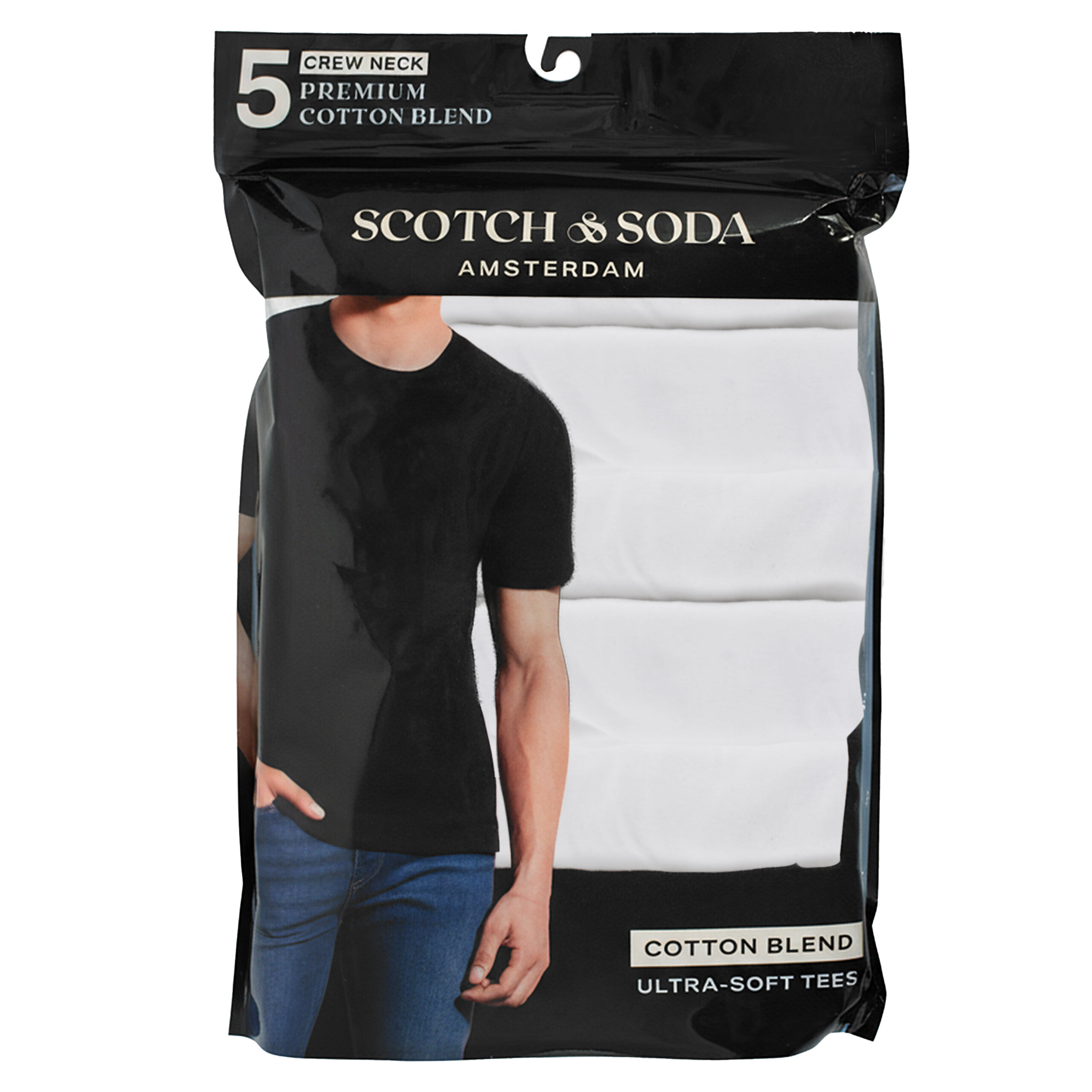 Opakowanie zawiera pięć białych koszulek męskich z napisem \'SCOTCH & SODA AMSTERDAM\'. Na opakowaniu widoczny jest również napis \'COTTON BLEND ULTRA-SOFT TEES\'.