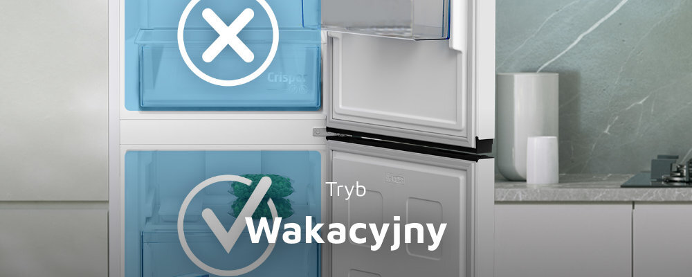 Otwarta lodówka z widocznymi dwoma komorami, z których jedna jest oznaczona symbolem X, a druga symbolem V. Na obrazie znajduje się tekst: \'Tryb Wakacyjny\'.