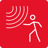 Czerwony kwadrat z białą ikoną przedstawiającą stylizowaną postać i fale dźwiękowe.