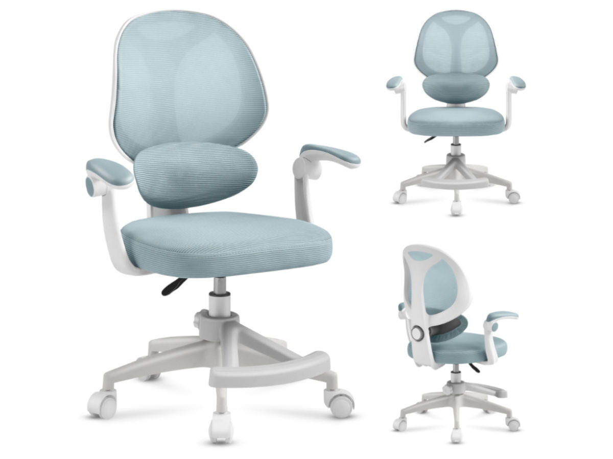 Fotel MARK ADLER Junior 4.5 Niebieski, obracanie, wstawanie, funkcja, przydatne, na białym tle fotel w 3 pozycjach obrotowych