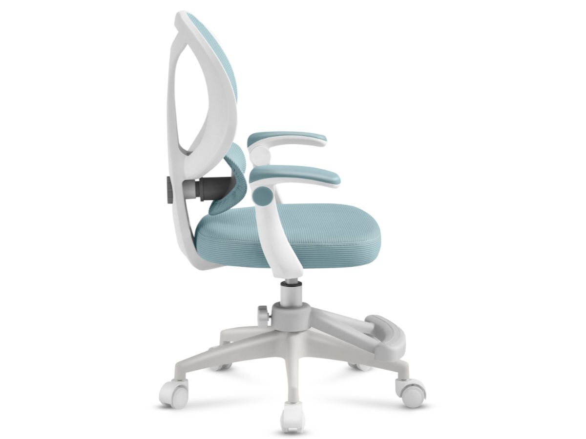 Fotel MARK ADLER Junior 4.5 Niebieski, tkanina, oddychająca, siedzisko, miękkie, na białym tle fotel pionowo od boku na wprost