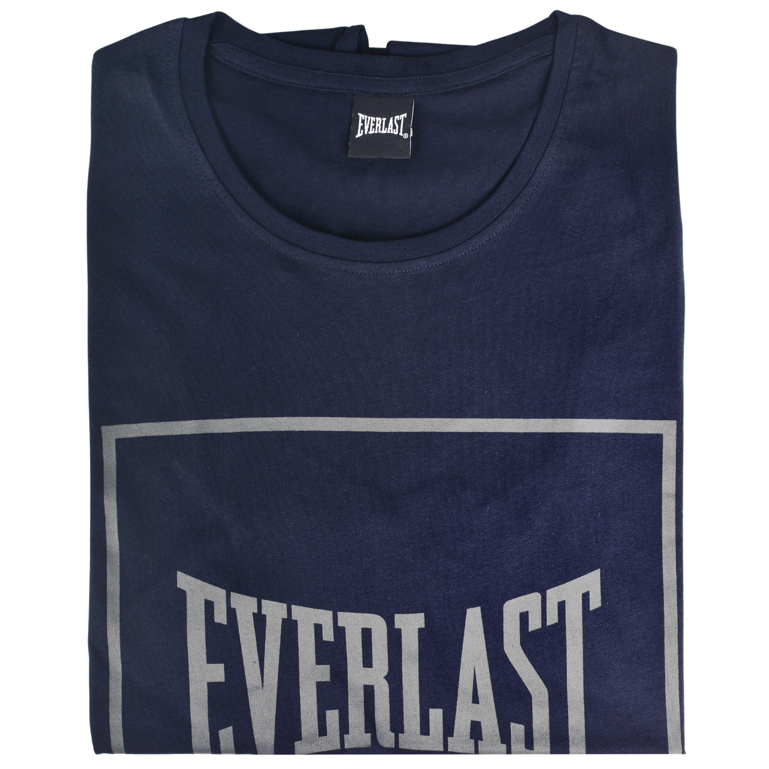Granatowa koszulka z krótkim rękawem, z dużym napisem \'EVERLAST\' na przodzie. Na wewnętrznej stronie kołnierza widoczne jest logo \'EVERLAST\'.