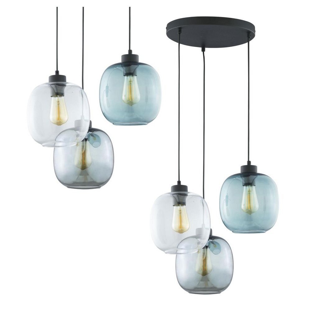 Na obrazie widoczna jest lampa wisząca z trzema szklanymi kloszami w kolorze czarno-niebieskim, zawieszona na czarnych przewodach. Każdy klosz zawiera żarówkę w stylu retro.