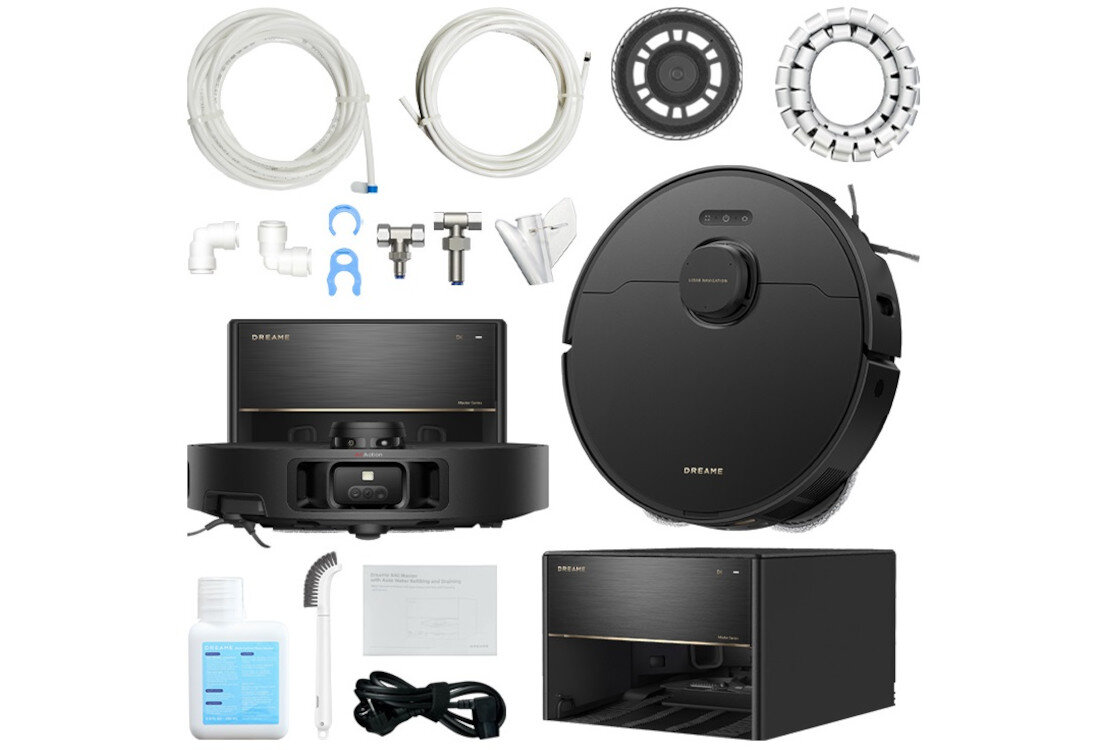 Na obrazie znajduje się czarny robot sprzątający z napisem \'DREAME\' oraz zestaw akcesoriów, w tym przewody, szczotki, butelka z płynem i stacja dokująca. Widoczne są również elementy montażowe i instrukcja obsługi.