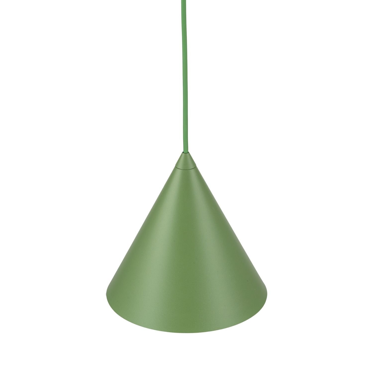 Zielona lampa wisząca w kształcie stożka z przewodem w tym samym kolorze. Lampa ma nowoczesny design i gładką powierzchnię.
