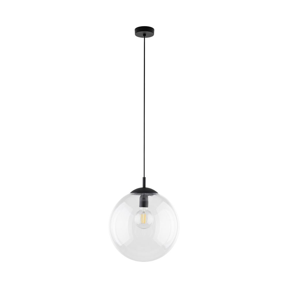 Lampa wisząca z przezroczystym, szklanym kloszem w kształcie kuli i czarnymi detalami. Lampa zawieszona jest na cienkim, czarnym przewodzie.