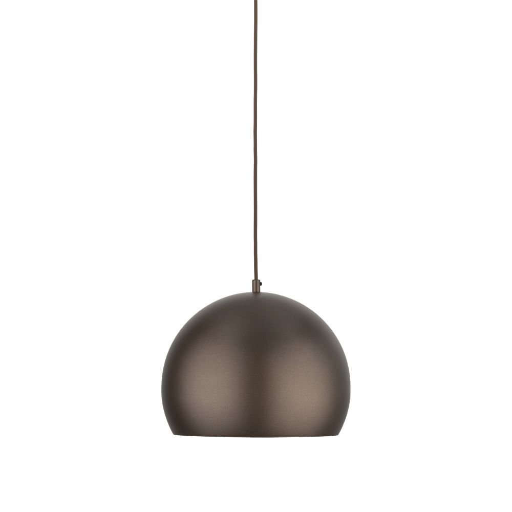Brązowa lampa wisząca o półkulistym kształcie z regulowanym przewodem. Lampa ma gładką powierzchnię i prosty design.