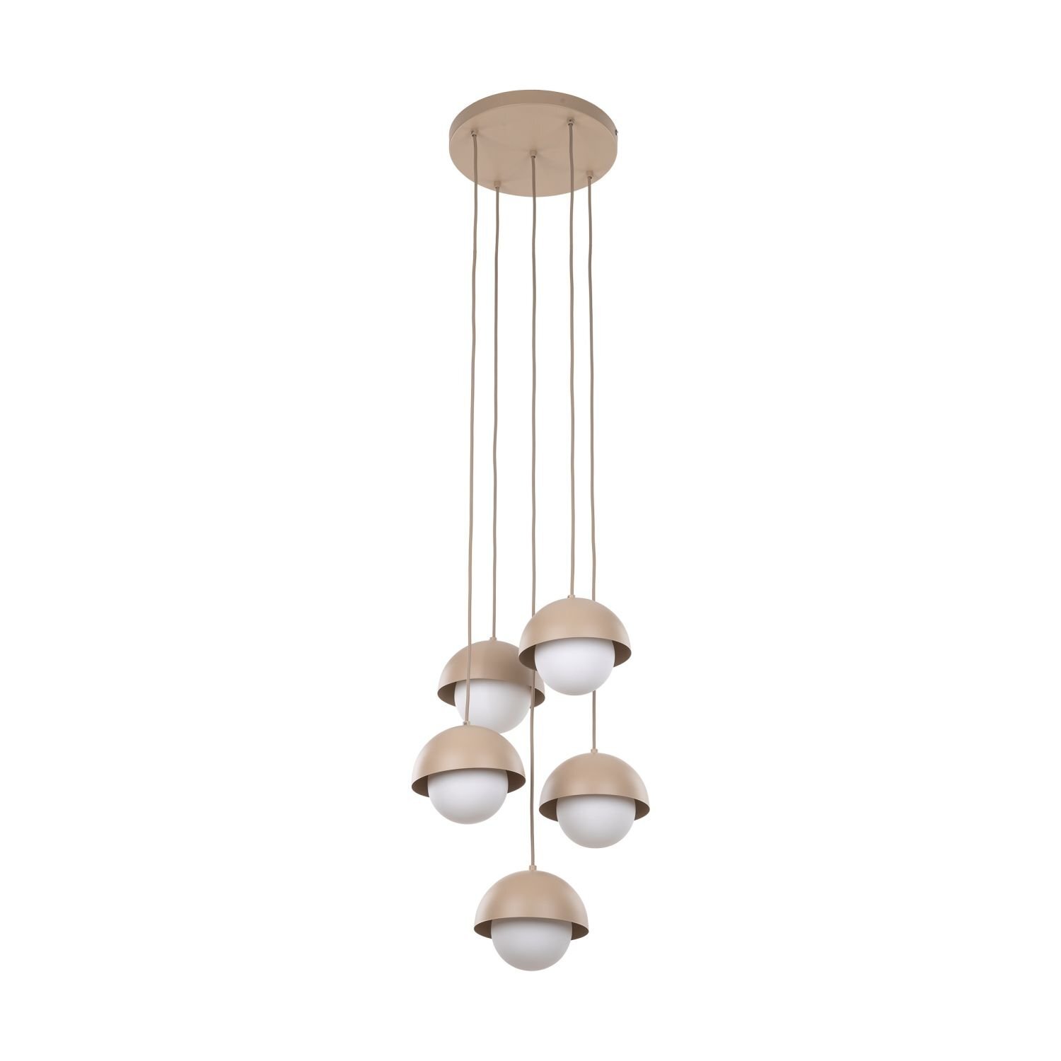 Na obrazie widoczna jest beżowa lampa wisząca z pięcioma kloszami w kształcie półkul, zawieszonymi na cienkich przewodach. Klosze są równomiernie rozmieszczone i skierowane w dół.