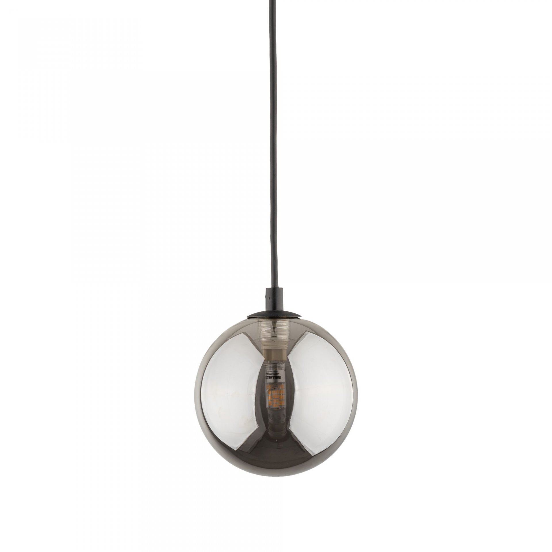 Lampa wisząca z czarnym przewodem i kulistym kloszem w kolorze grafitowym. Wewnątrz klosza widoczna jest żarówka LED.