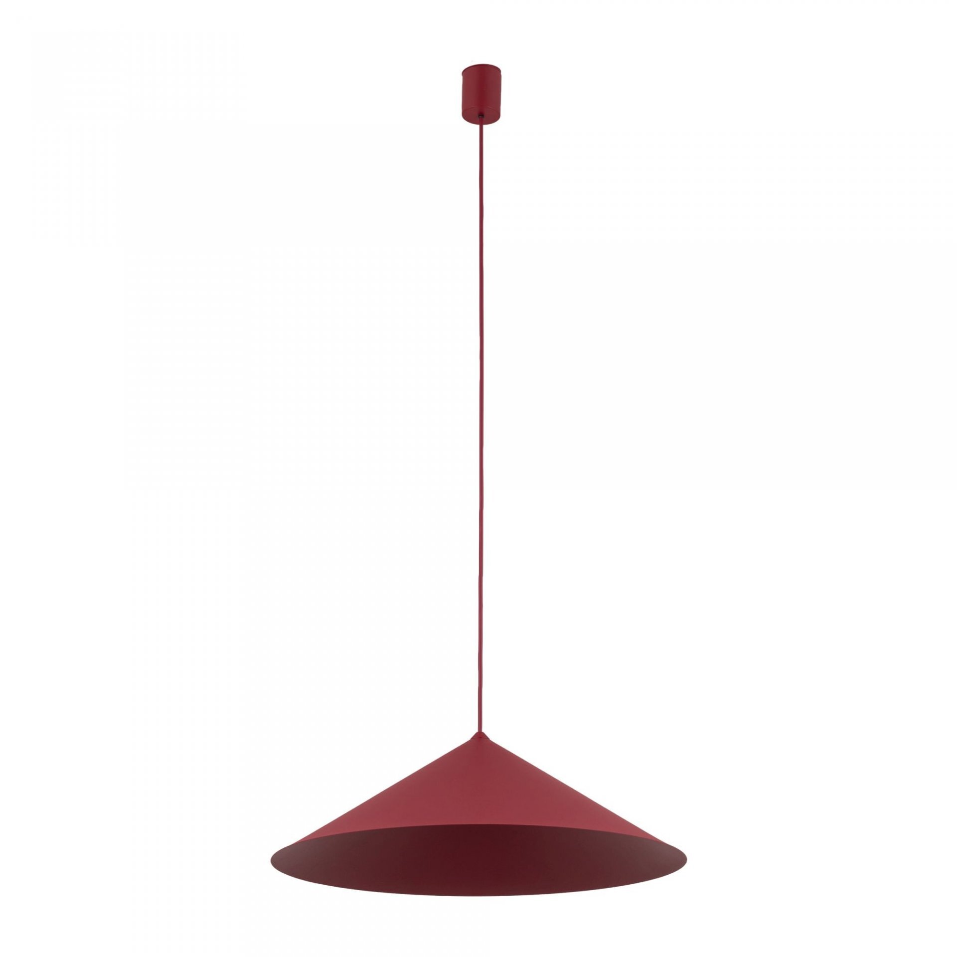 Na obrazie widoczna jest burgundowa lampa wisząca o stożkowym kształcie, zawieszona na cienkim przewodzie. Lampa ma prosty, nowoczesny design.
