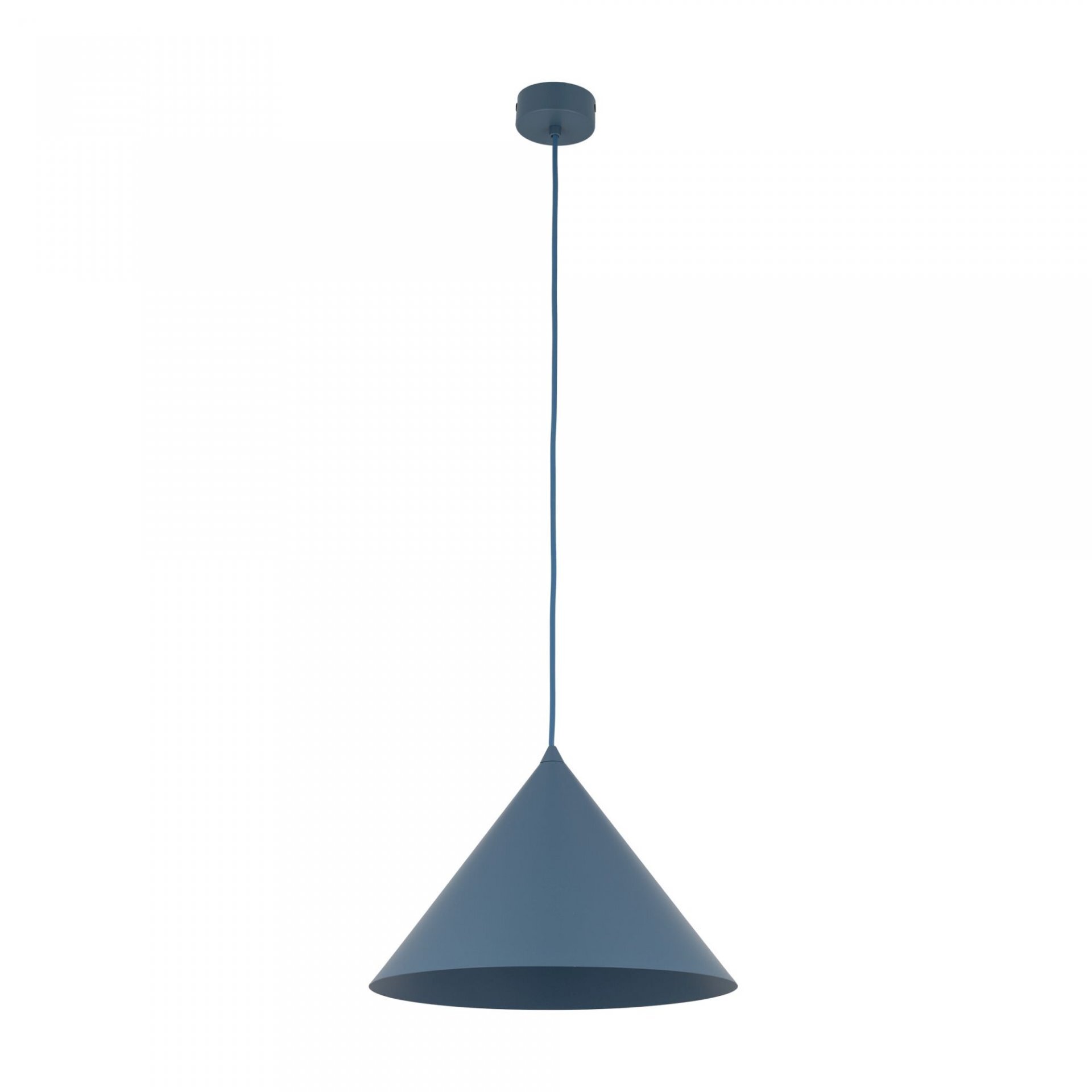 Na obrazie widoczna jest lampa wisząca w kształcie stożka, w kolorze granatowym. Lampa jest zawieszona na cienkim przewodzie, który prowadzi do okrągłej podsufitki.