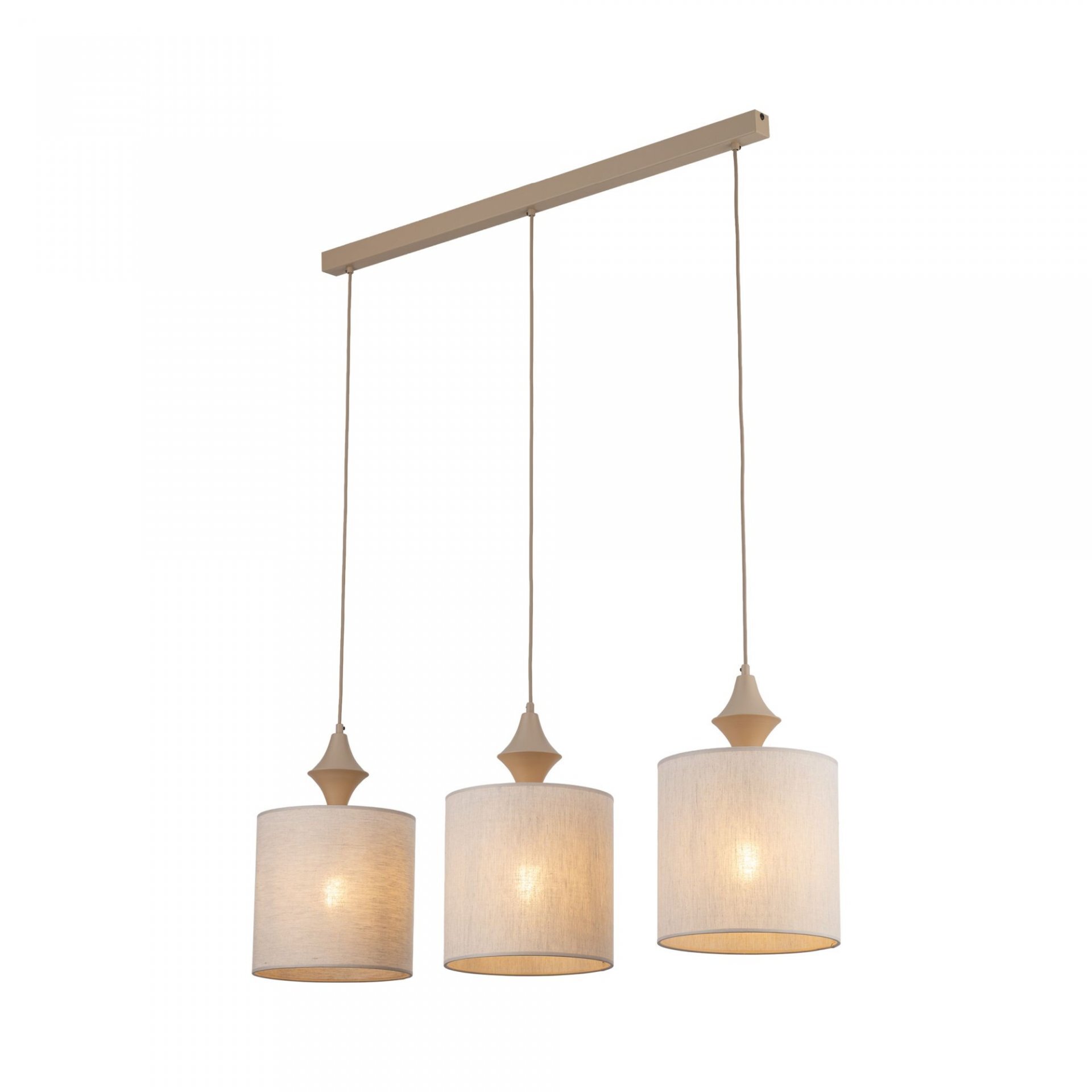 Na obrazie widoczna jest lampa wisząca z trzema kloszami w kolorze beżowym, zawieszona na prostokątnej listwie. Klosze mają cylindryczny kształt i emitują ciepłe światło.
