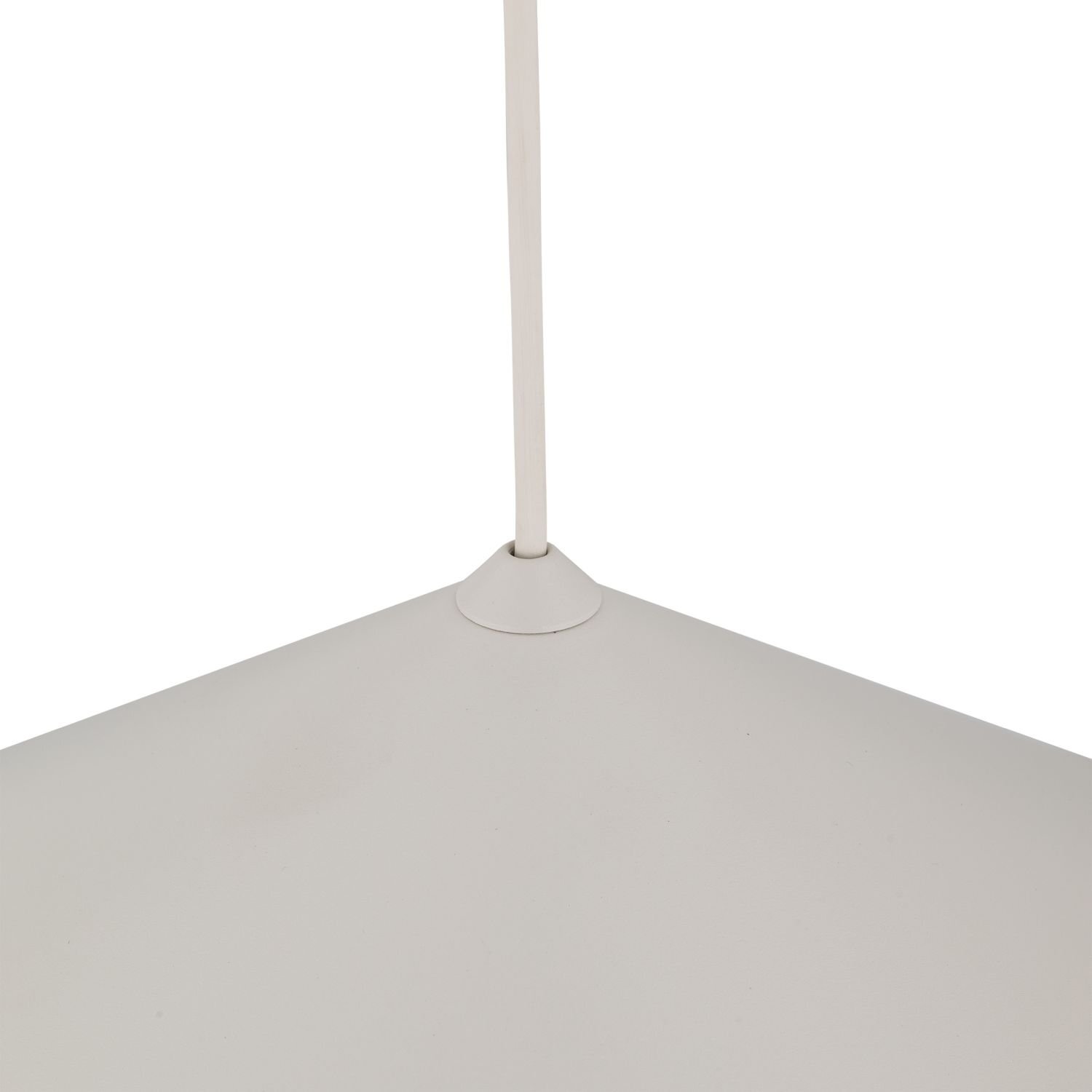 Zbliżenie na górną część lampy wiszącej w kolorze kaszmiru z widocznym przewodem wychodzącym z klosza. Lampa ma prosty, nowoczesny design.