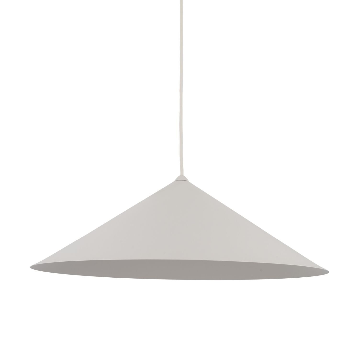 Na obrazie widoczna jest lampa wisząca o stożkowym kształcie w kolorze jasnym. Lampa zawieszona jest na cienkim przewodzie.