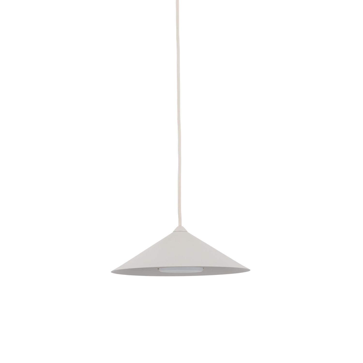 Na obrazie widoczna jest beżowa lampa wisząca o stożkowym kształcie, zawieszona na cienkim przewodzie. Lampa ma prosty, nowoczesny design.