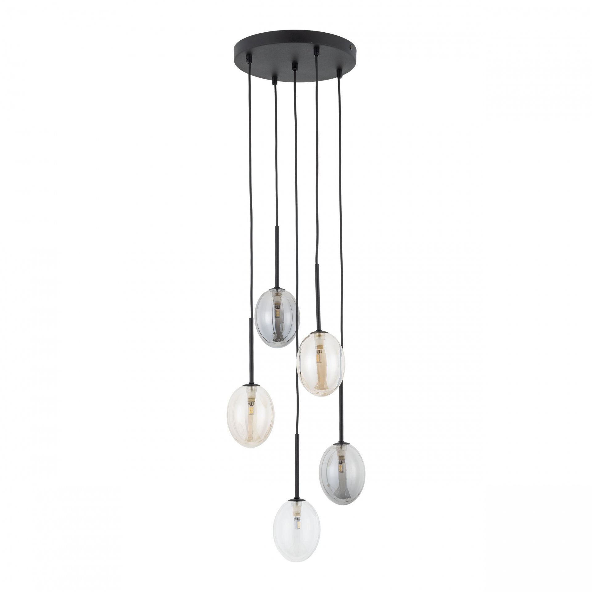 Lampa wisząca z pięcioma szklanymi kloszami w różnych kolorach, zawieszona na czarnych przewodach z okrągłej podsufitki. Klosze mają kształt owalny i są przezroczyste, ukazując żarówki wewnątrz.
