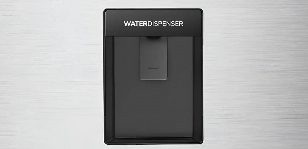 Czarny dystrybutor wody z napisem \'WATER DISPENSER\' na górze, umieszczony na szarej powierzchni.