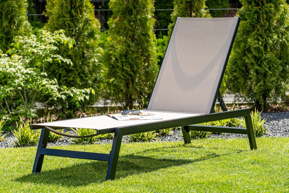 Leżak ogrodowy MIRPOL Lord MIR-210589 60 B relaks odpoczynek na swiezym powietrzu