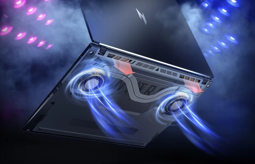 Laptop ACER Nitro V 16 AI .