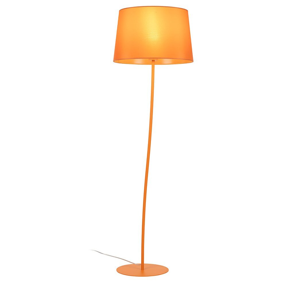 Pomarańczowa lampa podłogowa z prostym, metalowym stelażem i okrągłym abażurem. Lampa stoi na okrągłej podstawie, a z tyłu widoczny jest biały przewód zasilający.