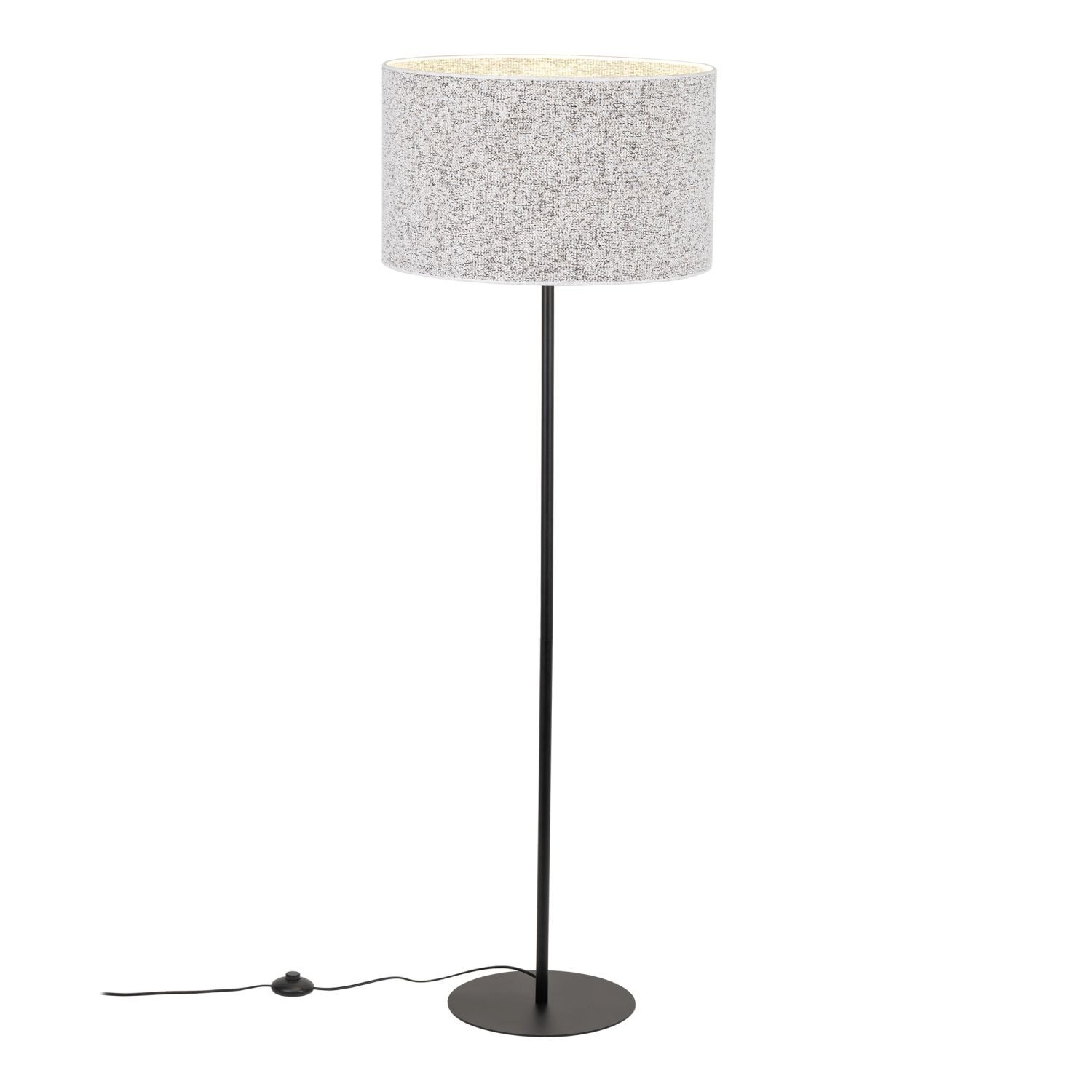 Lampa podłogowa z czarną podstawą i cylindrycznym kloszem w jasnym kolorze. Posiada włącznik nożny na przewodzie.