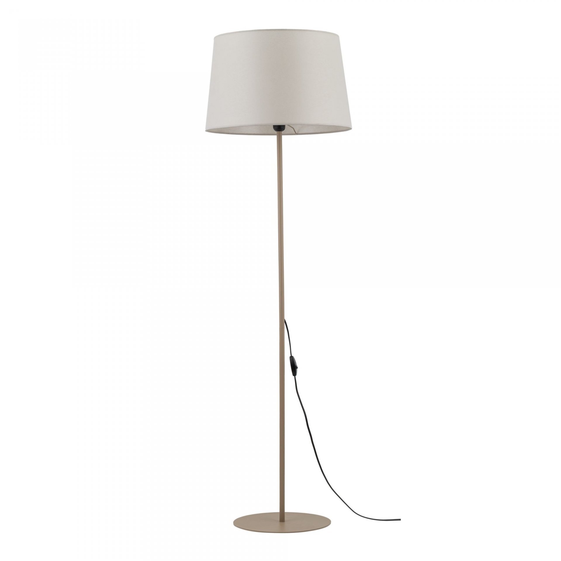 Lampa podłogowa z tkaninowym kloszem w kolorze ecru, osadzona na prostym, metalowym stelażu. Posiada czarny przewód z włącznikiem.