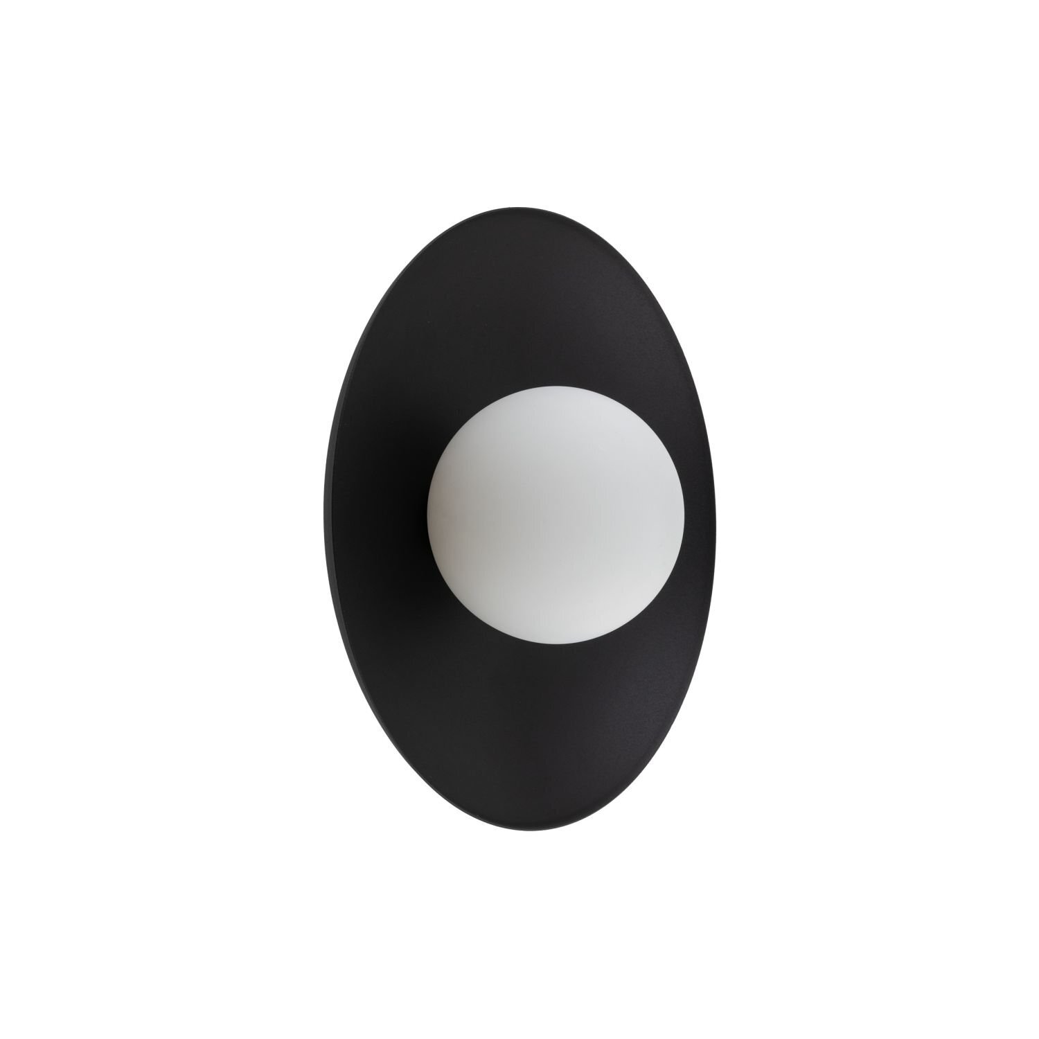 Na obrazie widoczna jest lampa sufitowo-ścienna o owalnym kształcie, z czarną obudową i białym kloszem. Lampa wykonana jest z metalu i szkła.