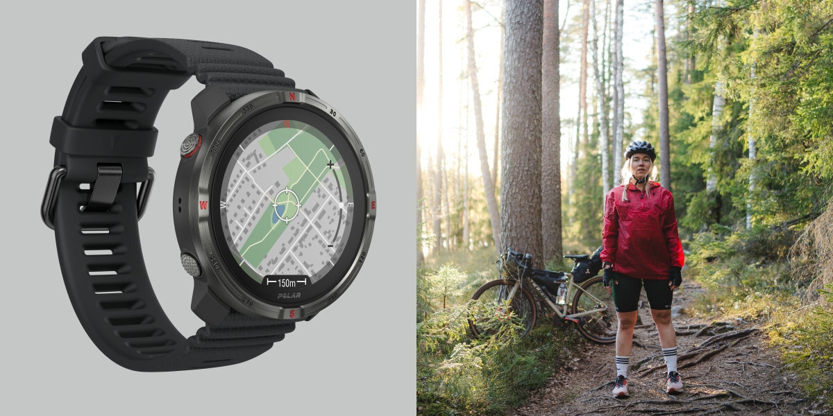Po lewej stronie widoczny jest czarny zegarek sportowy z wyświetlaczem pokazującym mapę. Po prawej stronie osoba w czerwonej kurtce stoi na leśnej ścieżce obok roweru.