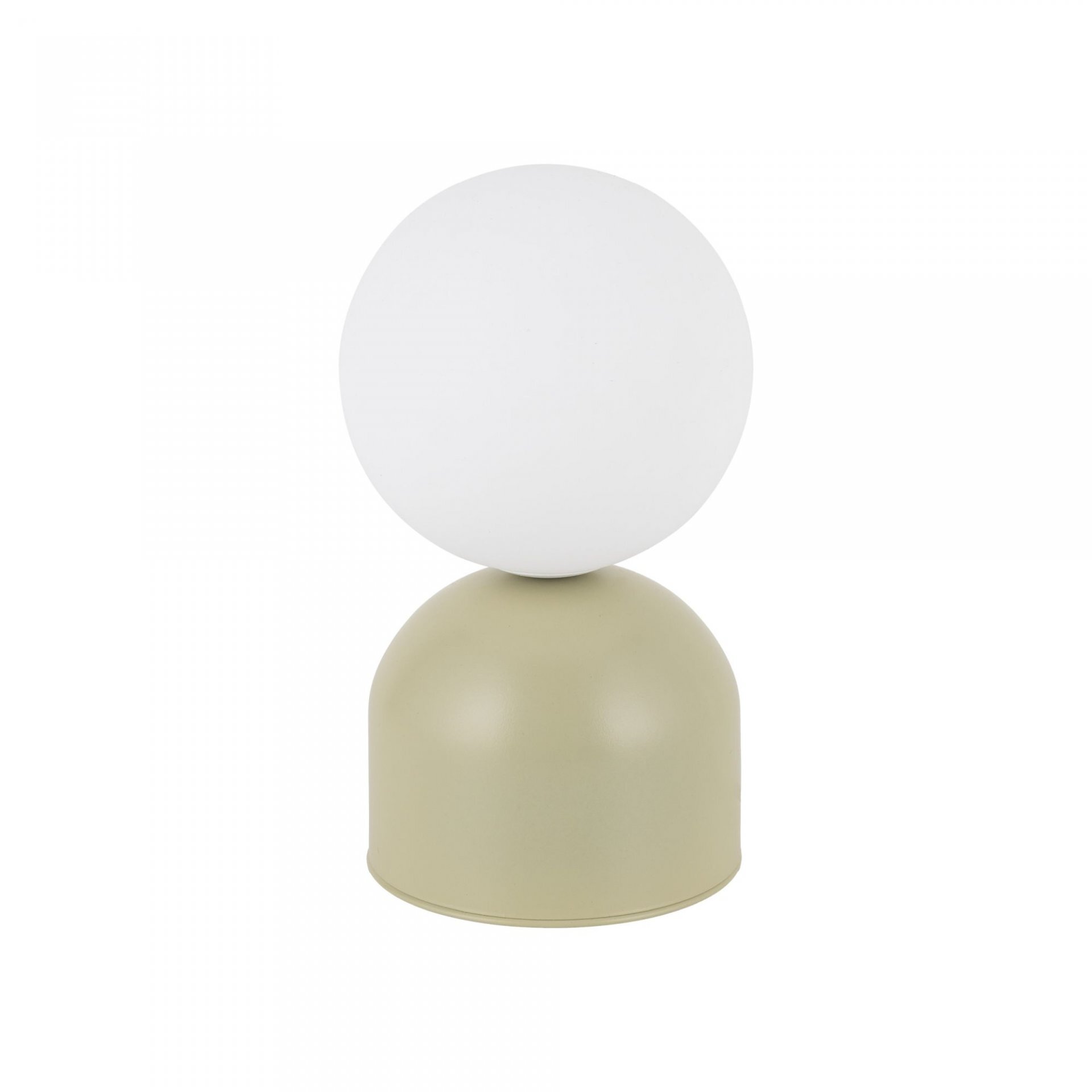Na obrazie widoczna jest lampka nocna z białym, kulistym kloszem i pistacjową, metalową podstawą. Lampka ma prosty, nowoczesny design.