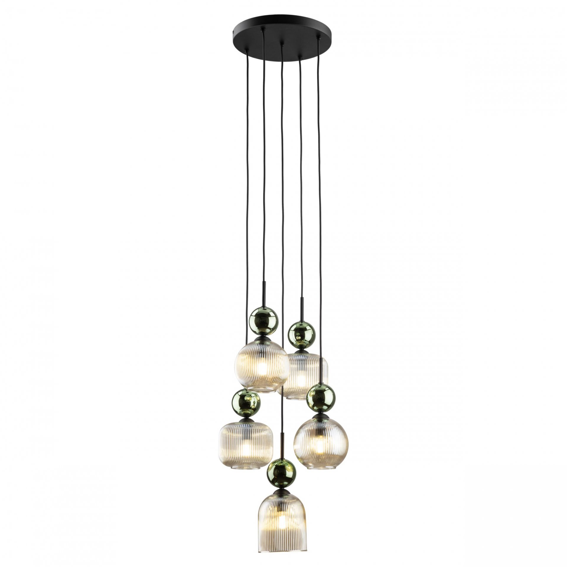 Lampa wisząca z pięcioma kloszami wykonanymi z bursztynowego szkła, zawieszona na czarnych przewodach. Klosze mają zielone elementy dekoracyjne i są zamocowane na okrągłej, czarnej podstawie sufitowej.